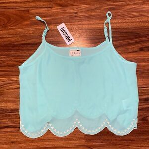 LA Hearts NWT Scalloped Crop Top Women's Size Medium